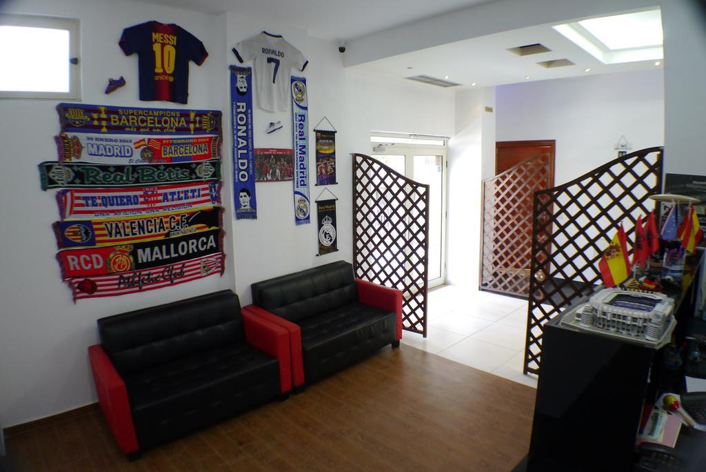 Espana Aparthotel Škalngur Kültér fotó