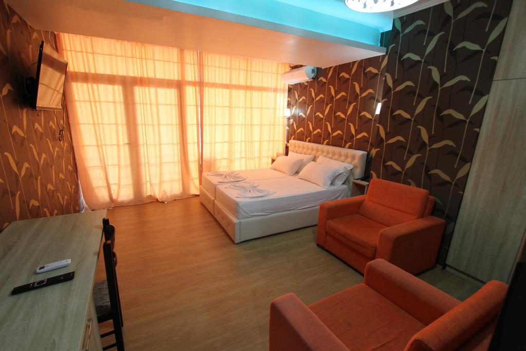 Espana Aparthotel Škalngur Kültér fotó