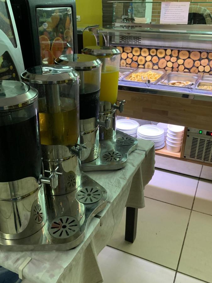 Espana Aparthotel Škalngur Kültér fotó